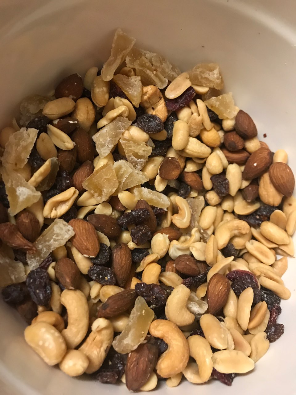 Pineapple Trail Mix Directions, calories, nutrition & more Fooducate