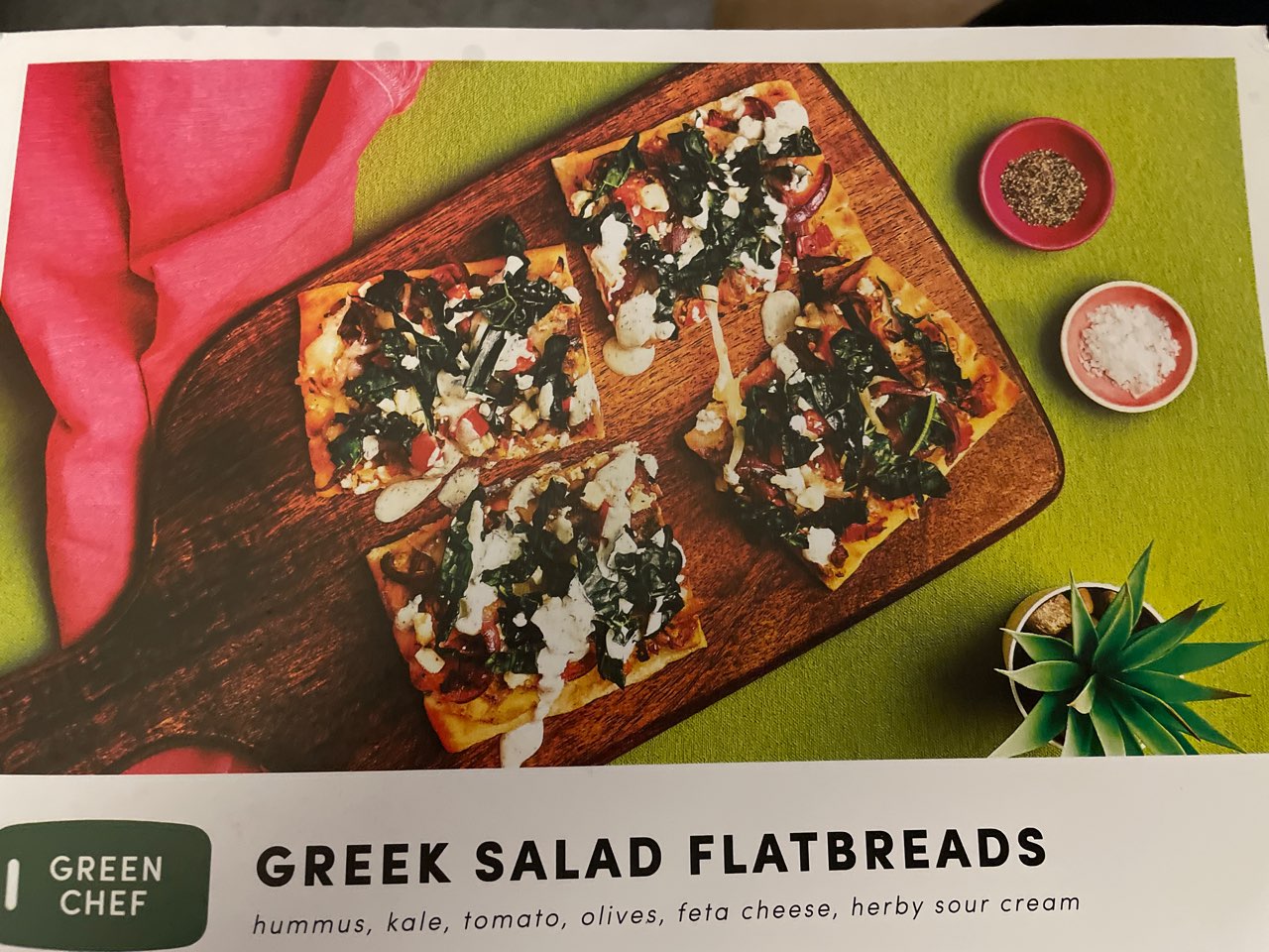 Greek salad flatbreads Directions, calories, nutrition & more Fooducate