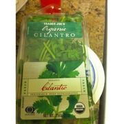 Trader Joe's Organic Cilantro: Calories, Nutrition Analysis & More