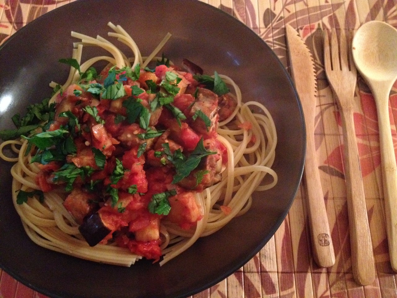 Roasted eggplant & sundried tomato sauce & pasta; chili flakes, garlic