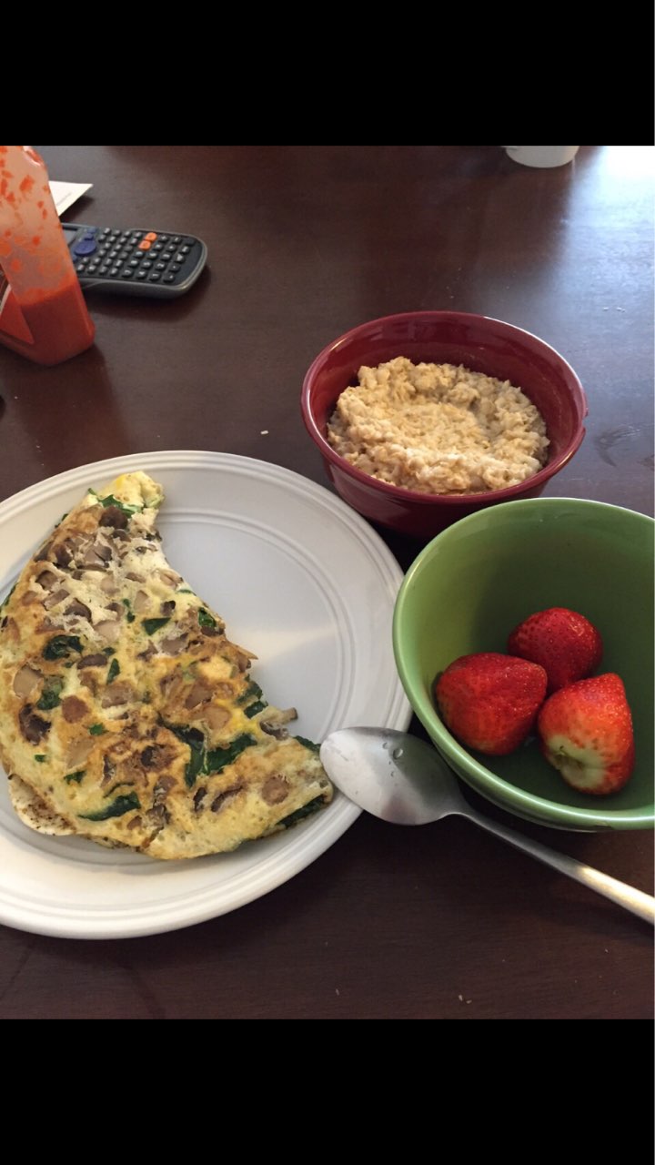 Kirkland Signature Egg Whites Calories, Nutrition Analysis & More