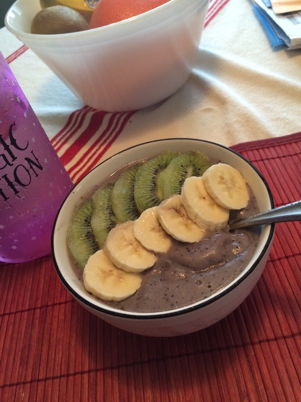 My banana and blueberry ice cream with homemade almond milk 😊😊 Just