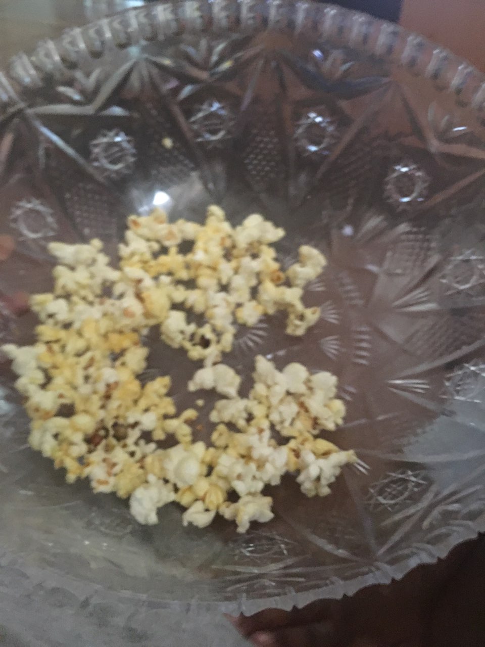 POP Weaver Butter Popcorn Calories, Nutrition Analysis & More Fooducate