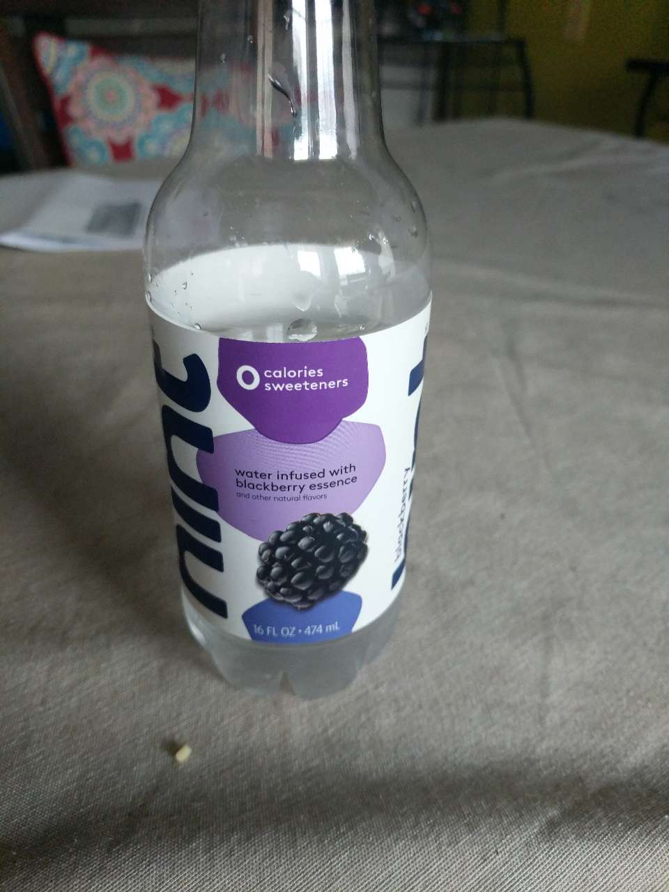 Hint Water, Blackberry Calories, Nutrition Analysis & More Fooducate