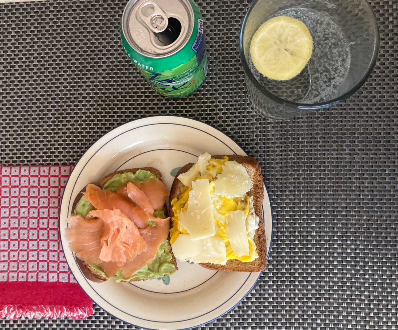 Quick lunch on a very busy day! Whole wheat toast w/ avocado, smoked