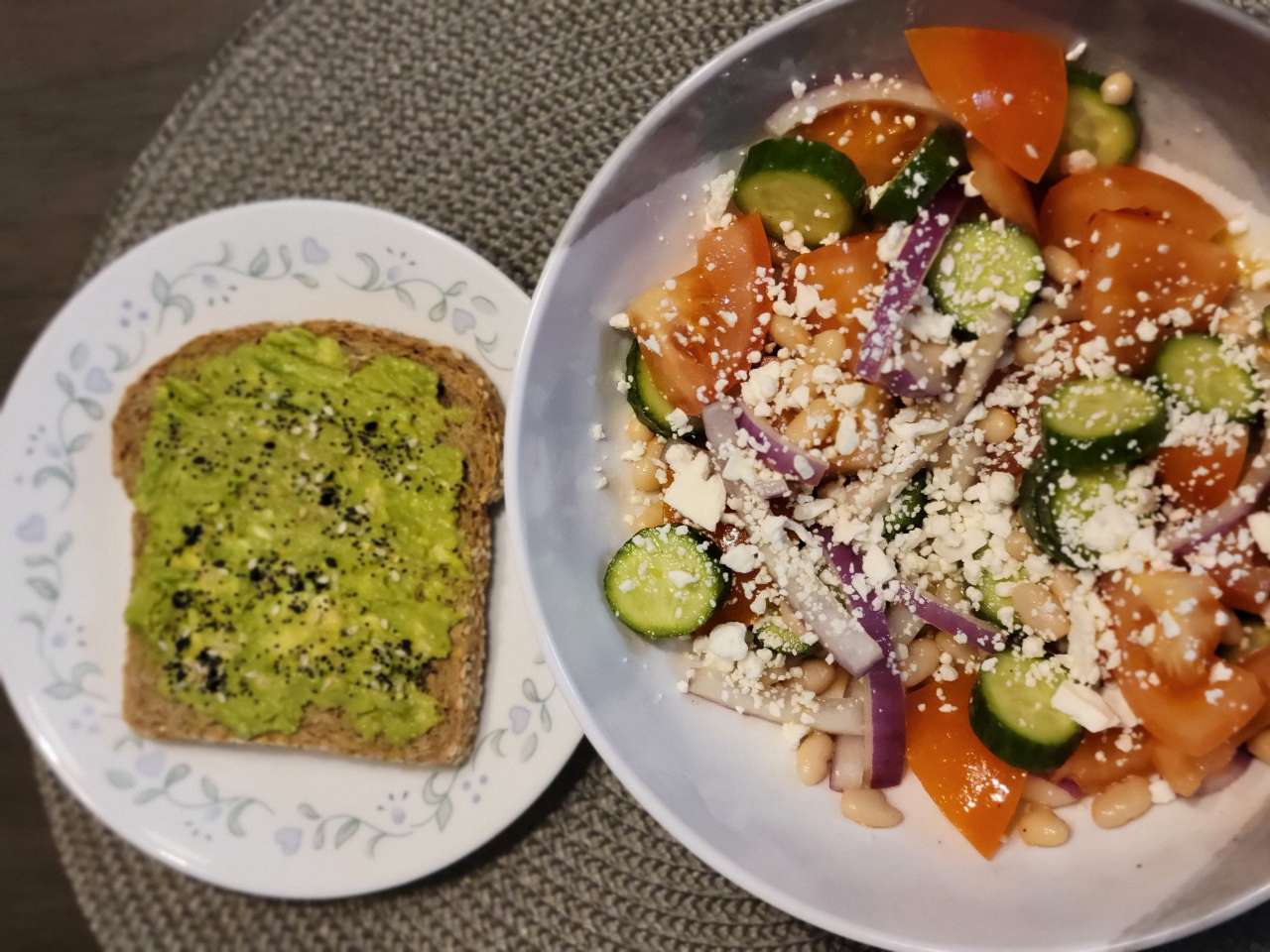 This was lunch. White bean salad with honey mustard vinegraitte and an