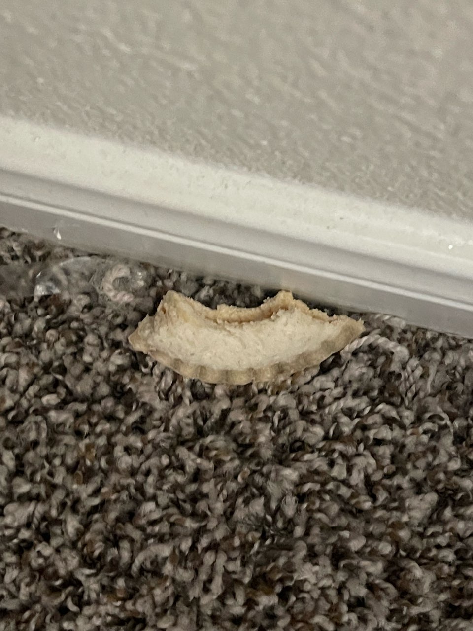 Smucker's Sandwich, Uncrustables, Peanut Butter & Grape Jelly Calories