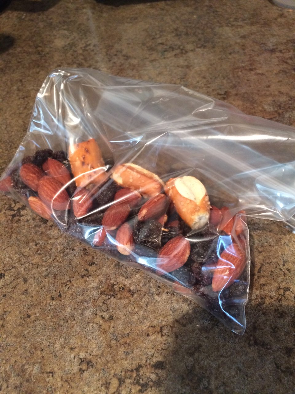 energy trail mix Directions, calories, nutrition & more Fooducate