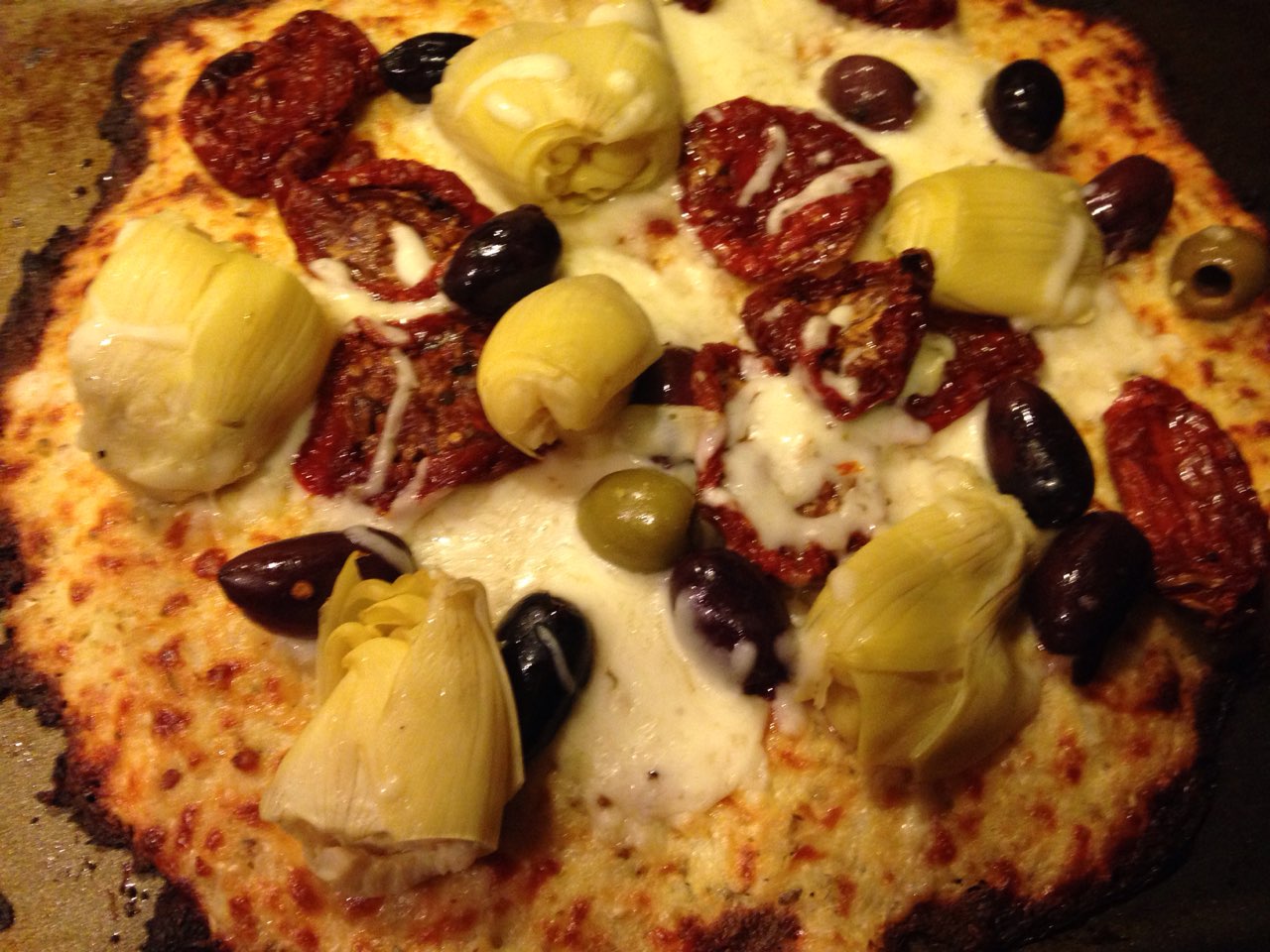 Cauliflower pizza Directions, calories, nutrition & more Fooducate