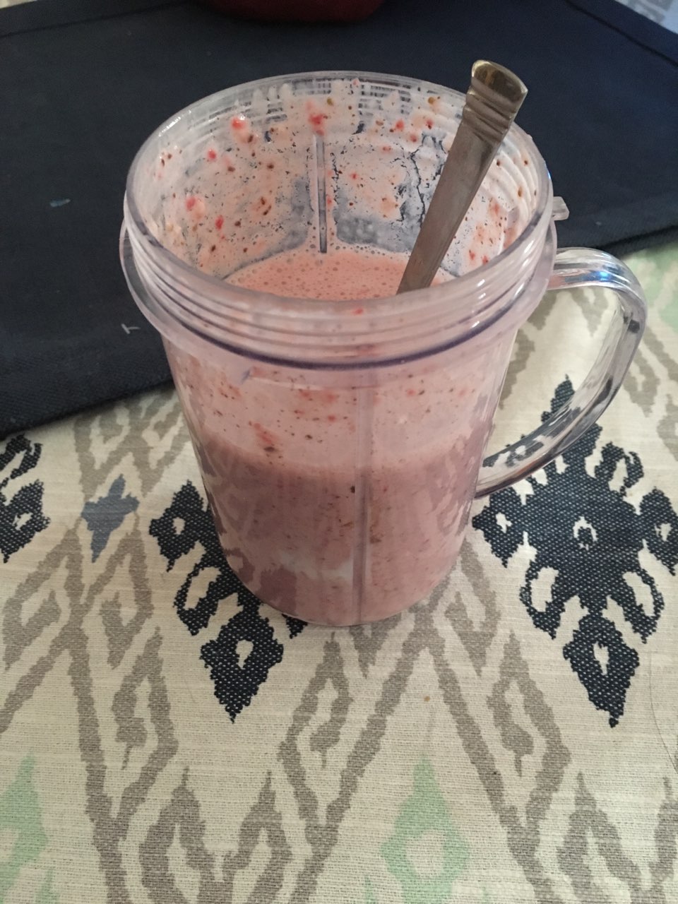 Sweet and Chocolatey Strawberry Smoothie with Greek Yogurt Directions