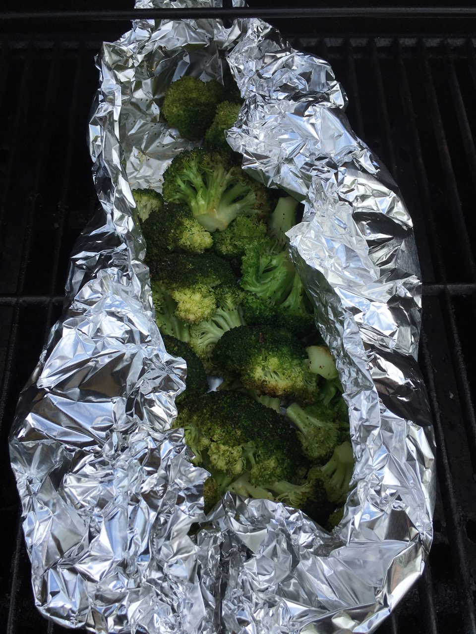 grilled Broccoli Florets Directions, calories, nutrition & more