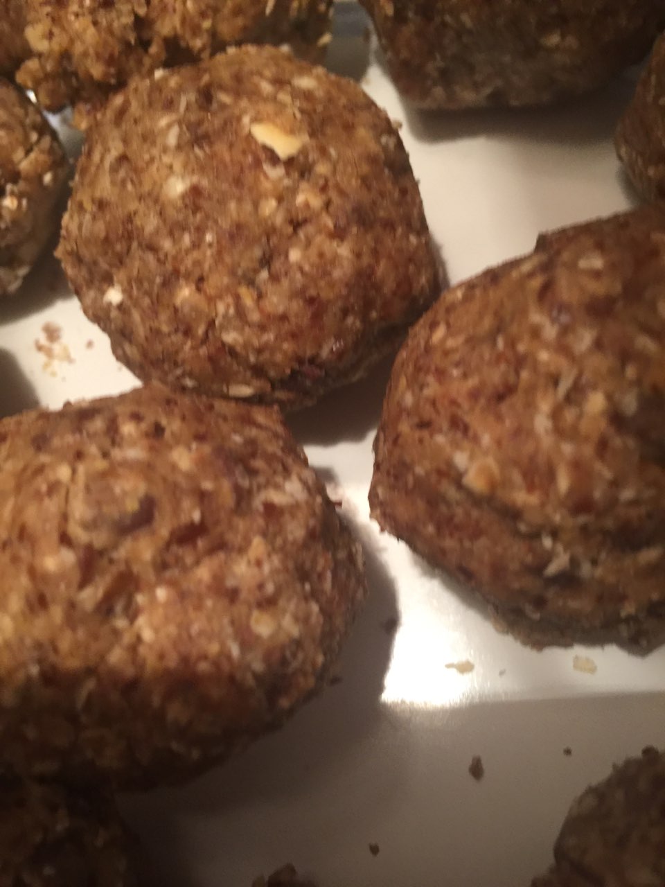 oatmeal energy balls Directions, calories, nutrition & more Fooducate