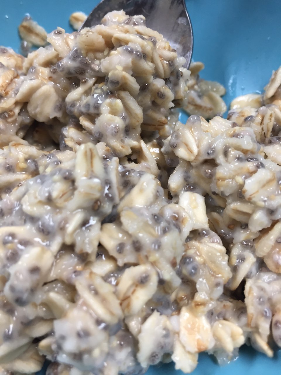 Oatmeal with Chia Seeds Directions, calories, nutrition & more Fooducate