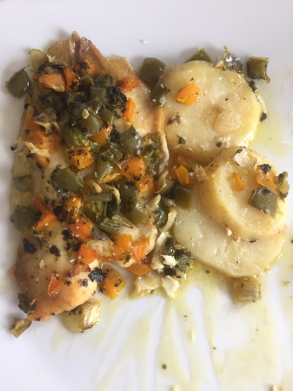 Baked Tilapia with peppers, onions and potatoes Directions, calories