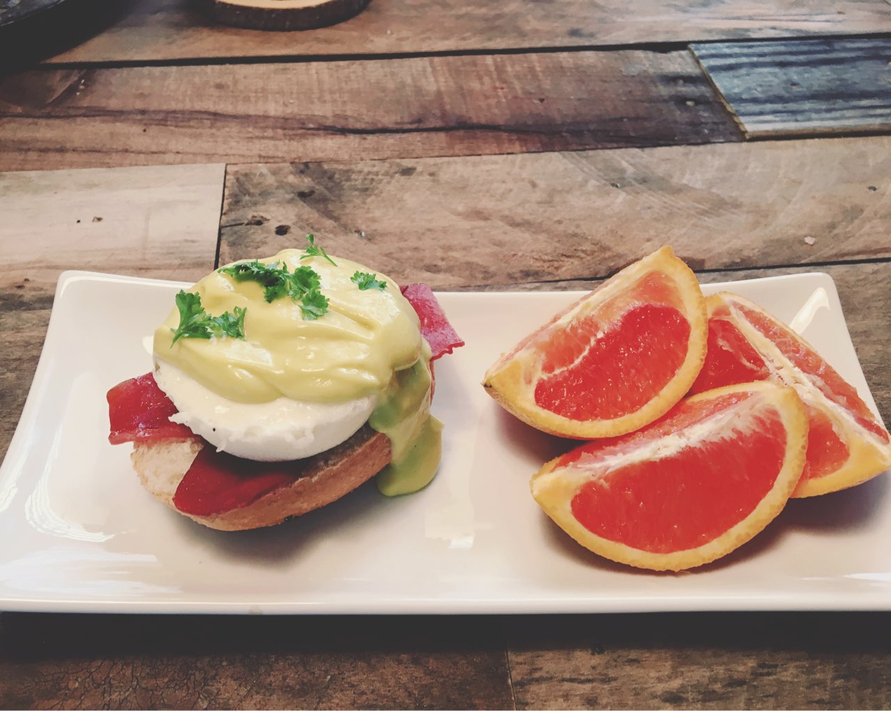 Eggs Benedict with Avocado Hollandaise Sauce Directions, calories