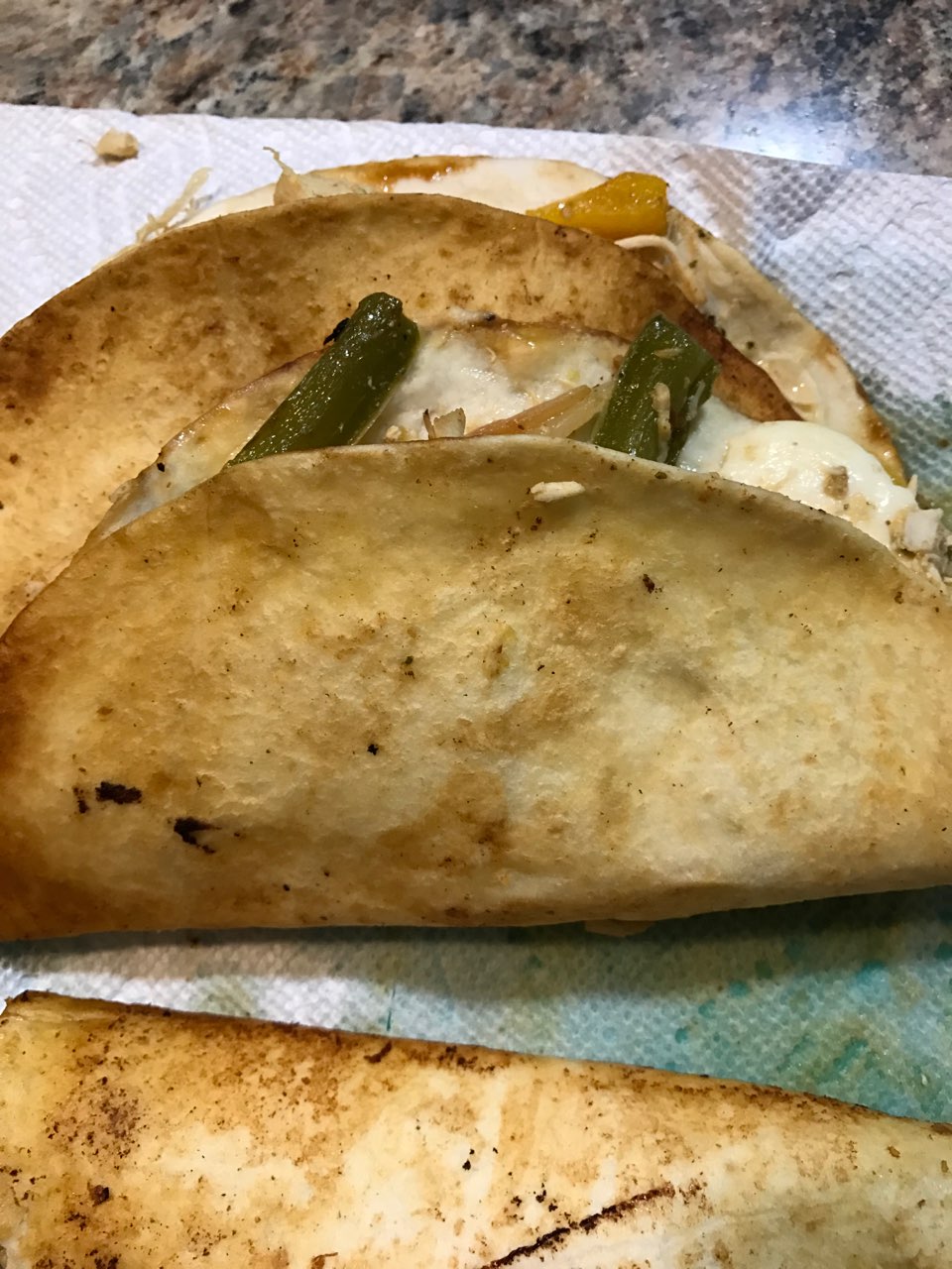 chicken quesadilla Directions, calories, nutrition & more Fooducate