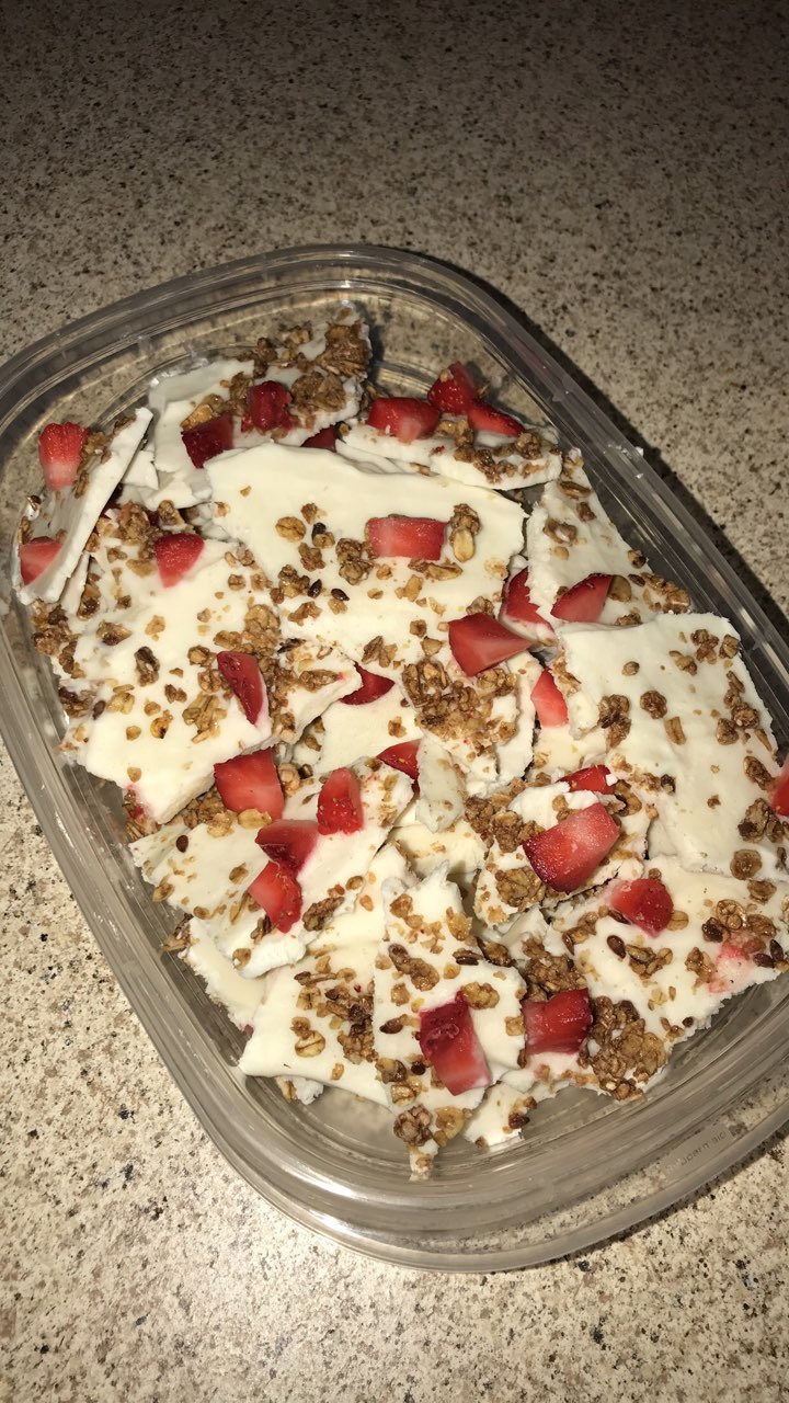 Frozen Yogurt Bark Directions, calories, nutrition & more Fooducate