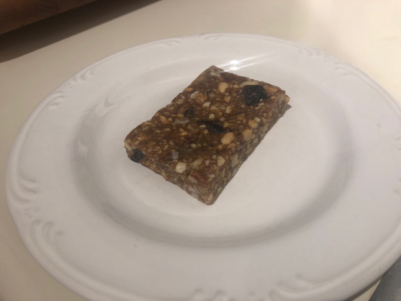 Cherry protein bar Directions, calories, nutrition & more Fooducate