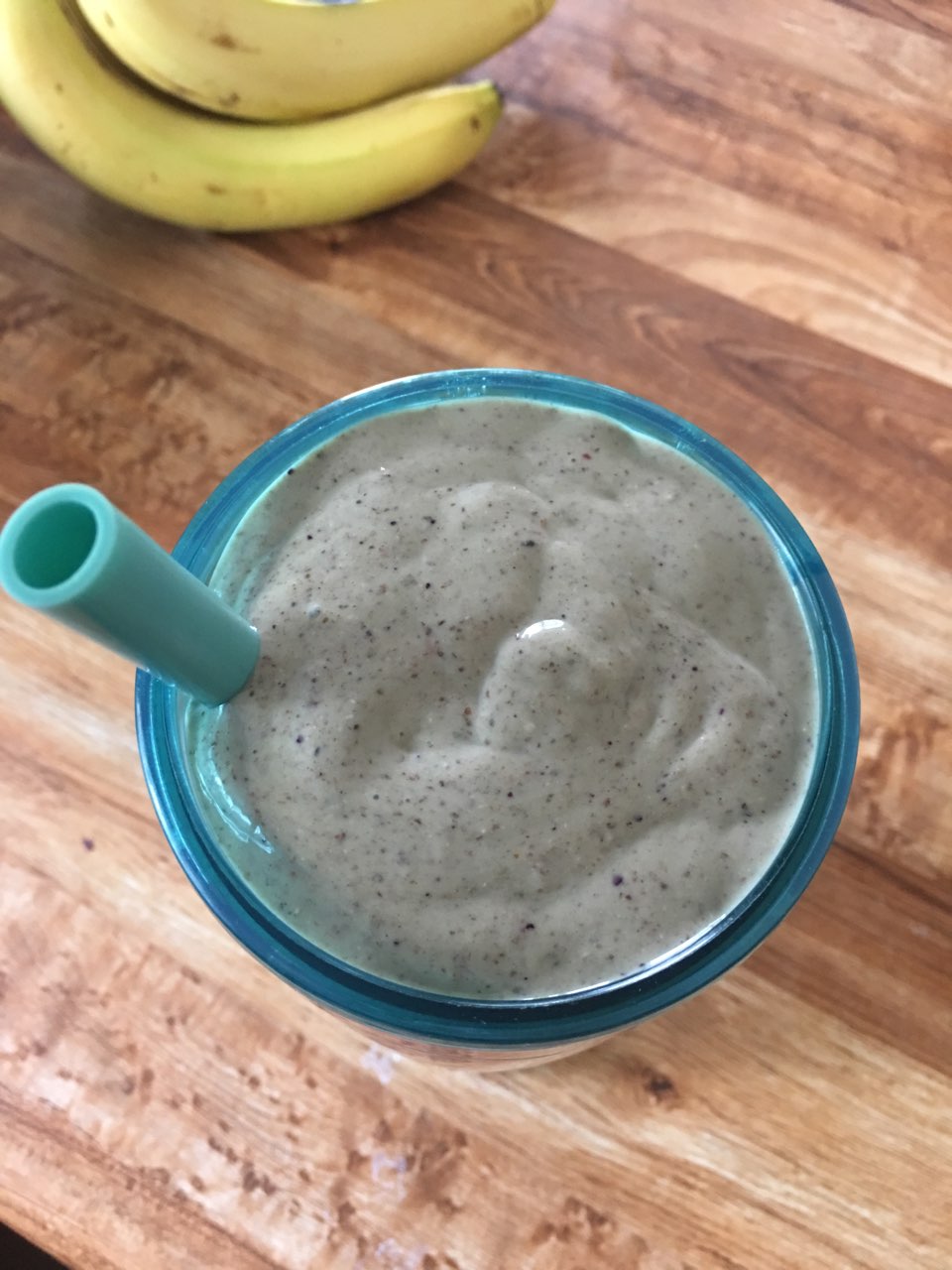 Mixed berry and spinach smoothie/Meal replacement Directions, calories