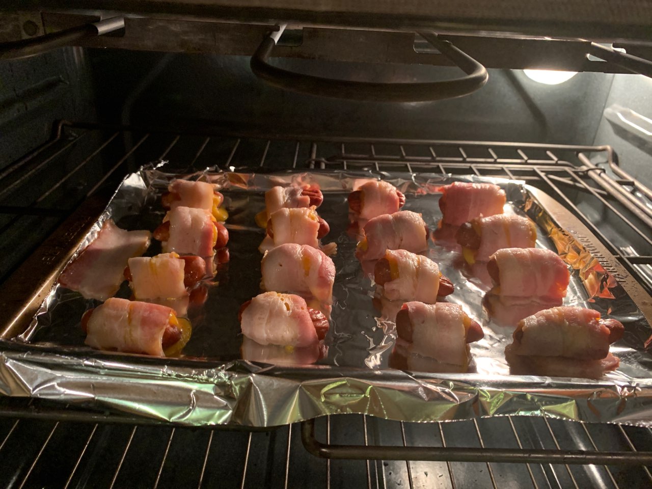 Cheesy baconwrapped cocktail sausages Directions, calories, nutrition