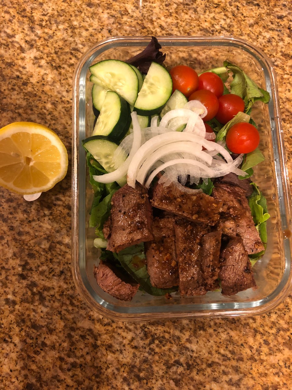 Sirloin steak salad Directions, calories, nutrition & more Fooducate