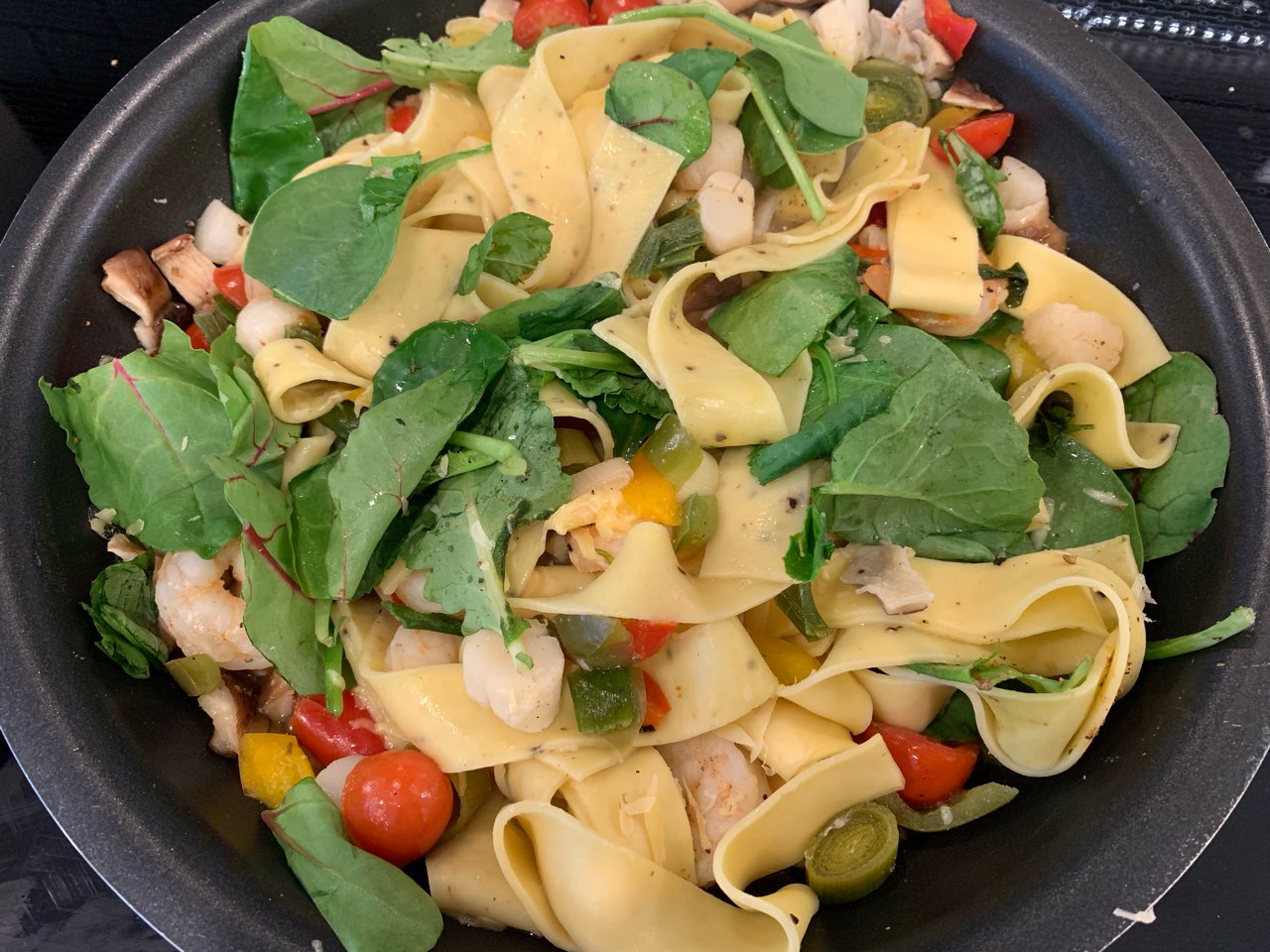 Seafood Pappardelle Directions, calories, nutrition & more Fooducate
