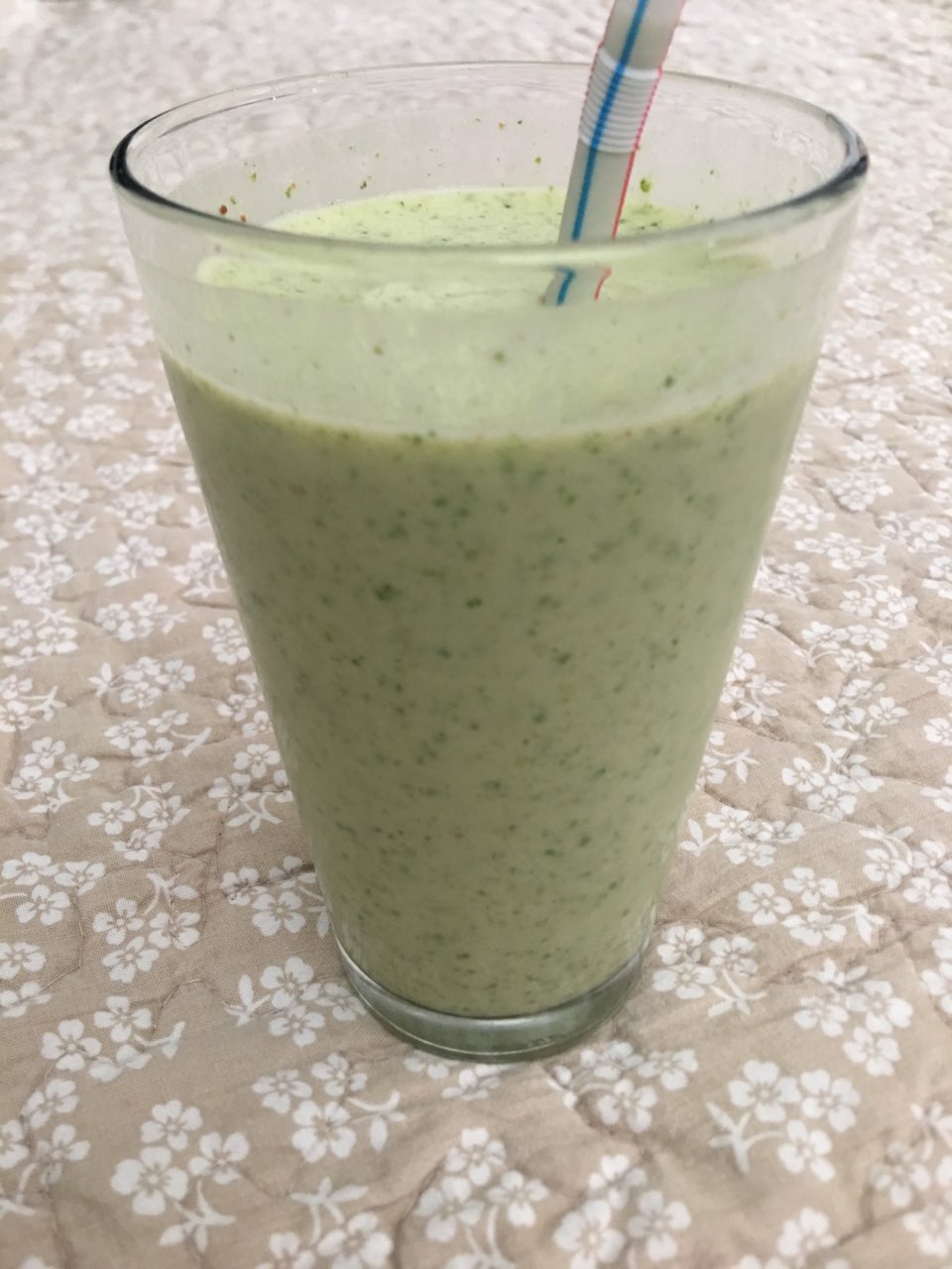 Kale avocado banana peanut butter Smoothie Directions, calories