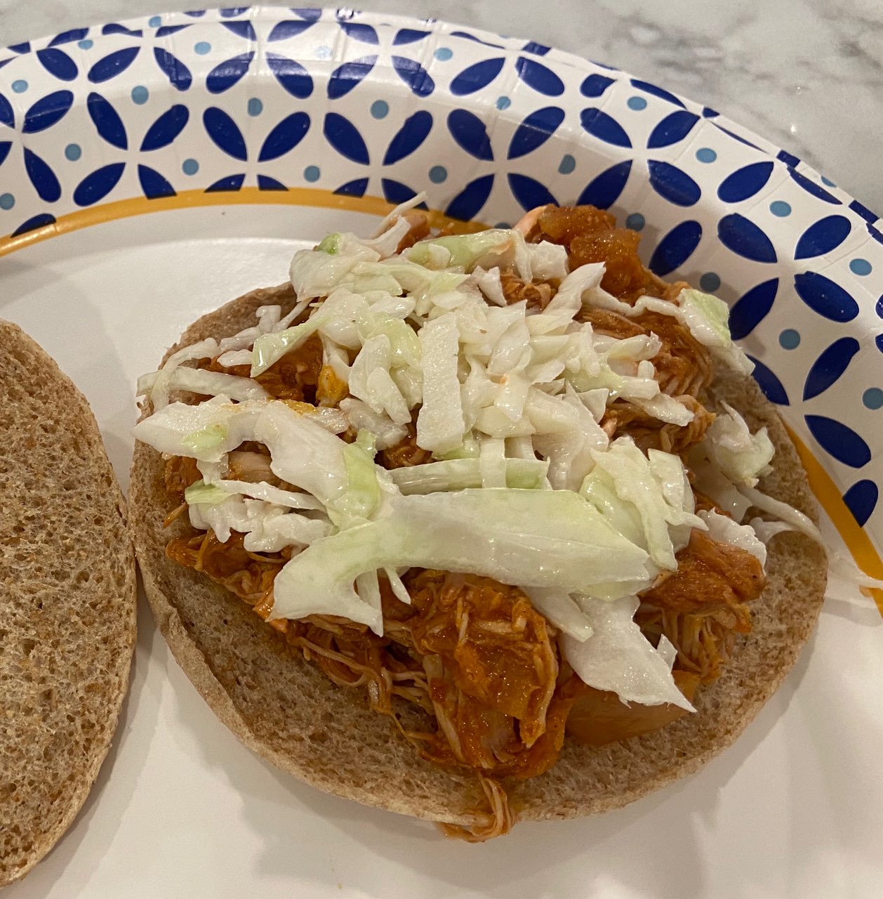 No Sugar Slow Cooker Pulled Chicken Barbecue Directions, calories
