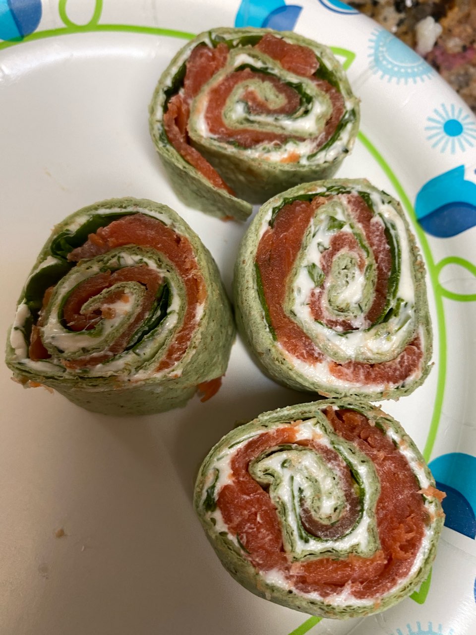 Salmon and spinach pinwheels: Directions, calories ...
