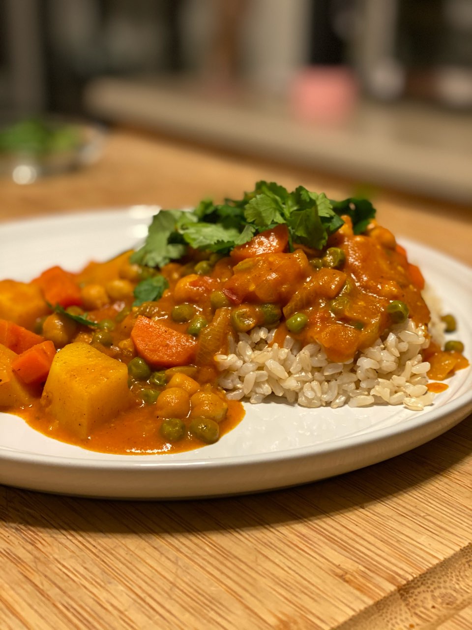 Easy Vegan Curry: Directions, calories, nutrition & more | Fooducate