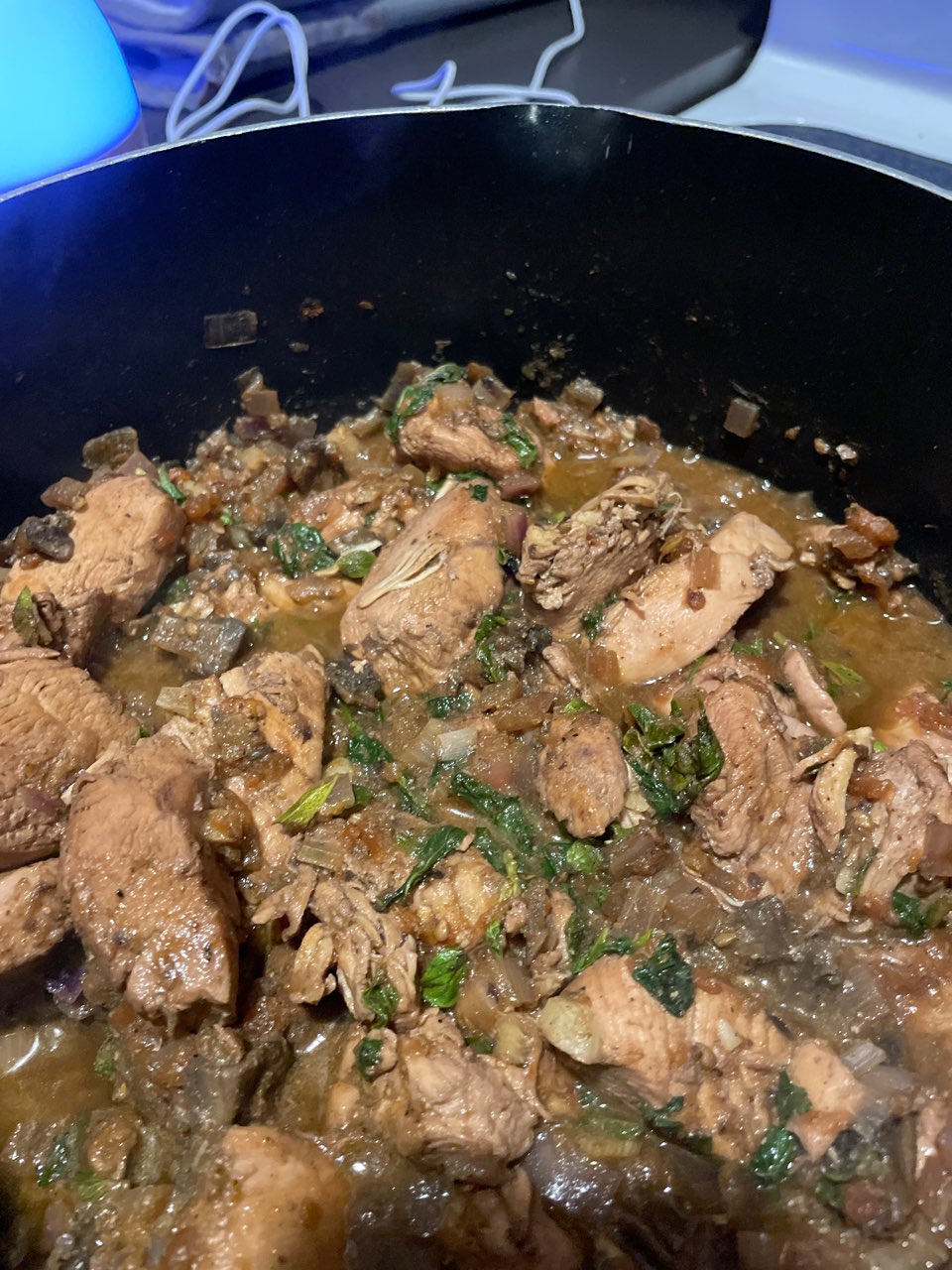 chicken breast mushrooms: Directions, calories, nutrition & more