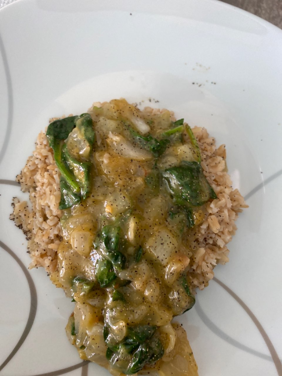 spinach,chicken and rice Directions, calories, nutrition & more