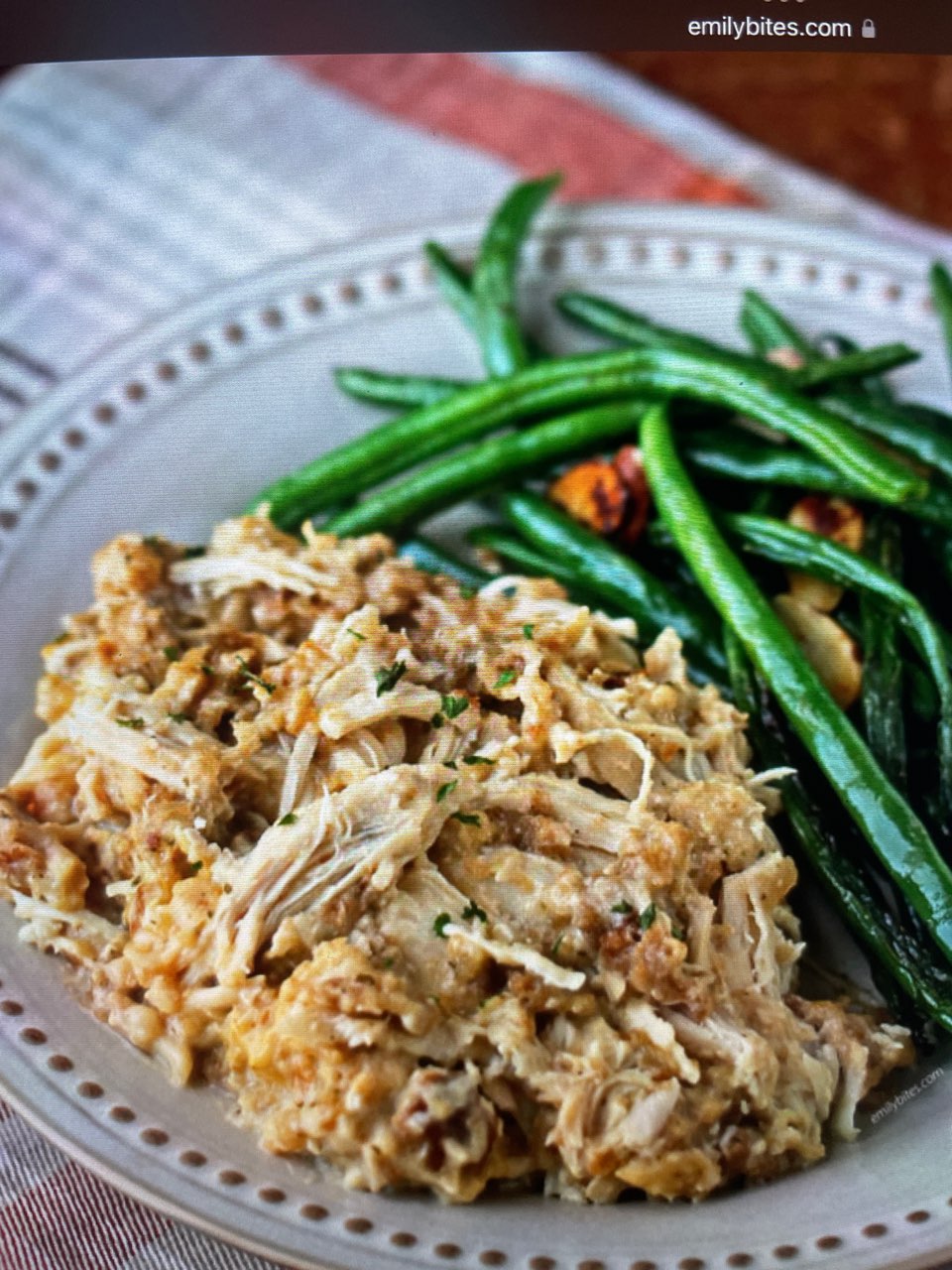 Emily Bites Slow Cooker Chicken and Stuffing Directions, calories