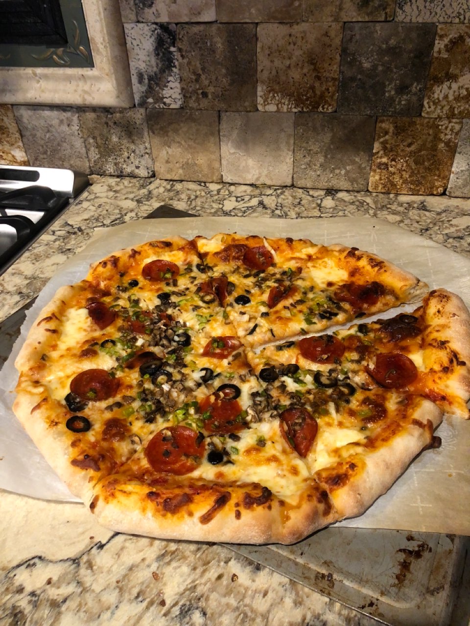 APK Stuffed Crust Pizza Directions, calories, nutrition & more Fooducate