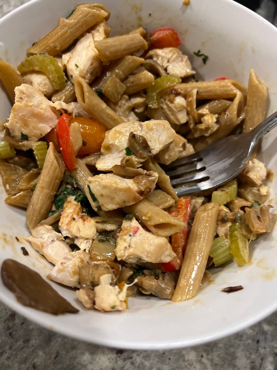 creamy mushroom chicken pasta sauce: Directions, calories, nutrition