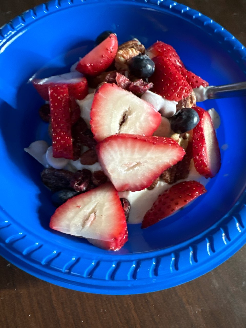 Greek Yogurt berry nut mix Directions, calories, nutrition & more